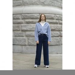 Lys Blå Melert Arnie Says: Brie Genser Blue -Dame-strikkegensere Salg unnamed file 1016