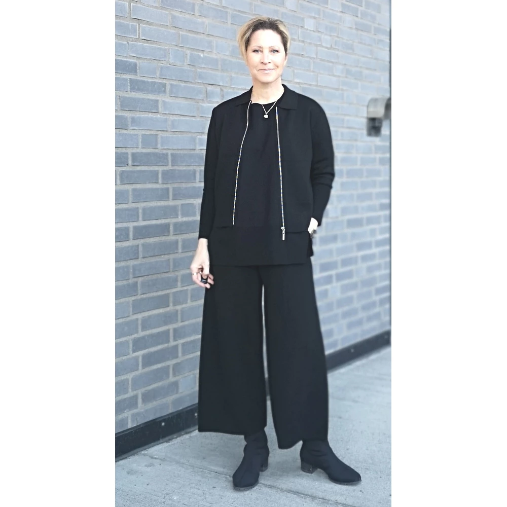 Close To My Heart Bonnie Sweater Black 1 Close To My Heart Bonnie Sweater Black