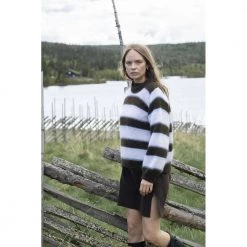 Arnie Says Mørkebrun Arniesays: Melrose Stripe Genser White -Dame-strikkegensere Salg unnamed file 1213