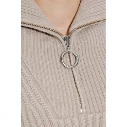 Ami Paris Wool Sweater With Collar Beige 7 Ami Paris Wool Sweater With Collar Beige -Dame-strikkegensere Salg unnamed file 1817