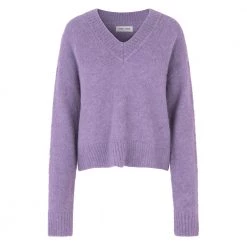 Lyselilla Samsøe Samsøe Mila V Neck 14464 Genser Purple 7 Lyselilla Samsøe Samsøe Mila V Neck 14464 Genser Purple -Dame-strikkegensere Salg unnamed file 2077