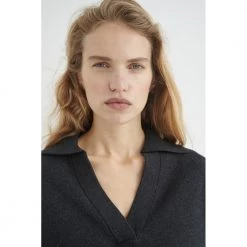 InWear JumoIW Polo Pullover Gray 13 InWear JumoIW Polo Pullover Gray -Dame-strikkegensere Salg unnamed file 2171