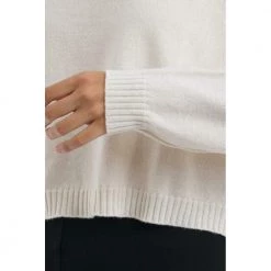 Seventy Round-neck Knitwear White -Dame-strikkegensere Salg unnamed file 3981