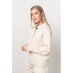 Closed Round-neck Knitwear Beige 8 Closed Round-neck Knitwear Beige -Dame-strikkegensere Salg unnamed file 4084