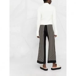 Andrea Adamo Round-neck Knitwear White -Dame-strikkegensere Salg unnamed file 4172