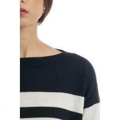 Manila Grace Round-neck Knitwear Black