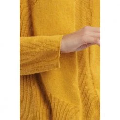 Manila Grace Round-neck Knitwear Yellow