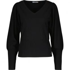 Urban Pioneers Bianca Sweater Black