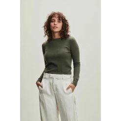 Grønn Davida Basic O-Neck Sweater Genser Green -Dame-strikkegensere Salg unnamed file 965